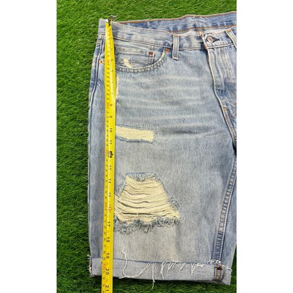 Levi’s 517 Men’s Denim Cutoff Shorts W36 Distressed Light Wash Blue Jean Vintage - Picture 6 of 8